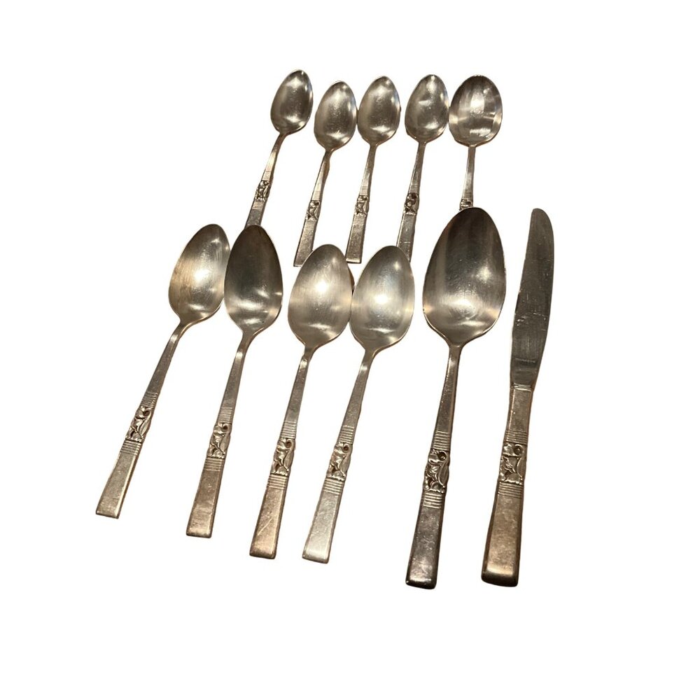 Community Coronation serving‎ spoon, 4 teaspoons, 1 butter knife, sugar spoon